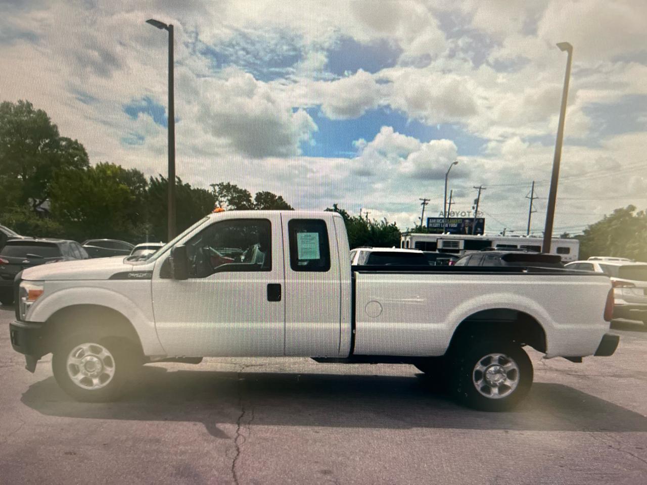Ford F-250 HD HD Supercab 138.8" WB 4WD 2014