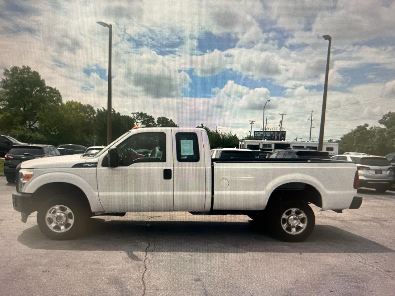 Ford F-250 HD HD Supercab 138.8" WB 4WD 2014