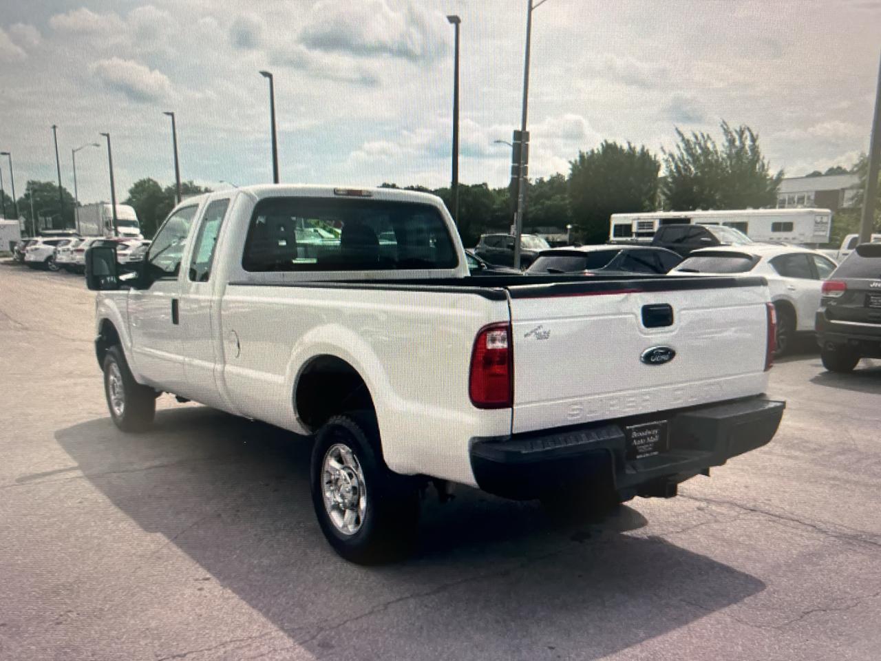 Ford F-250 HD HD Supercab 138.8" WB 4WD 2014