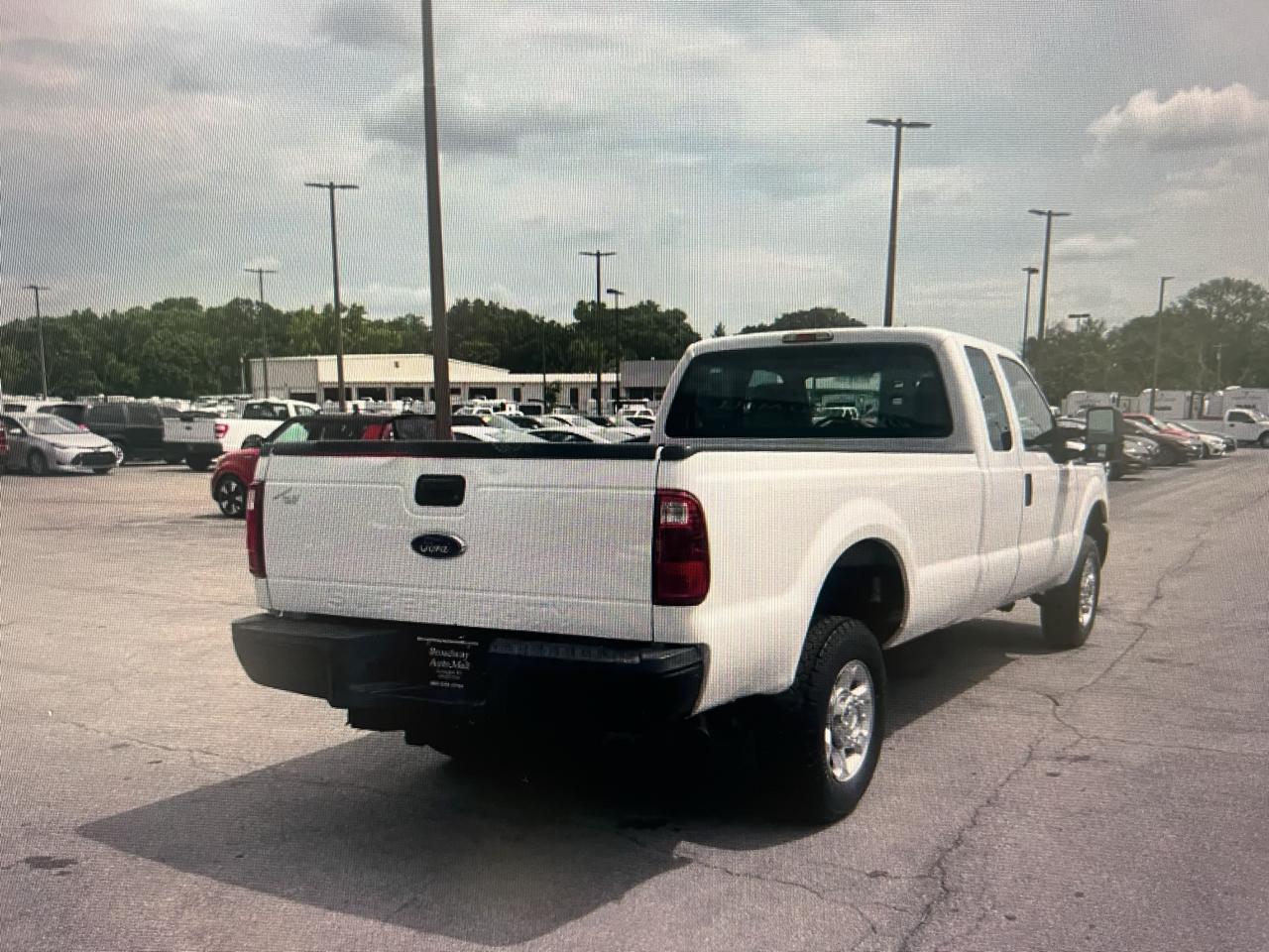 Ford F-250 HD HD Supercab 138.8" WB 4WD 2014