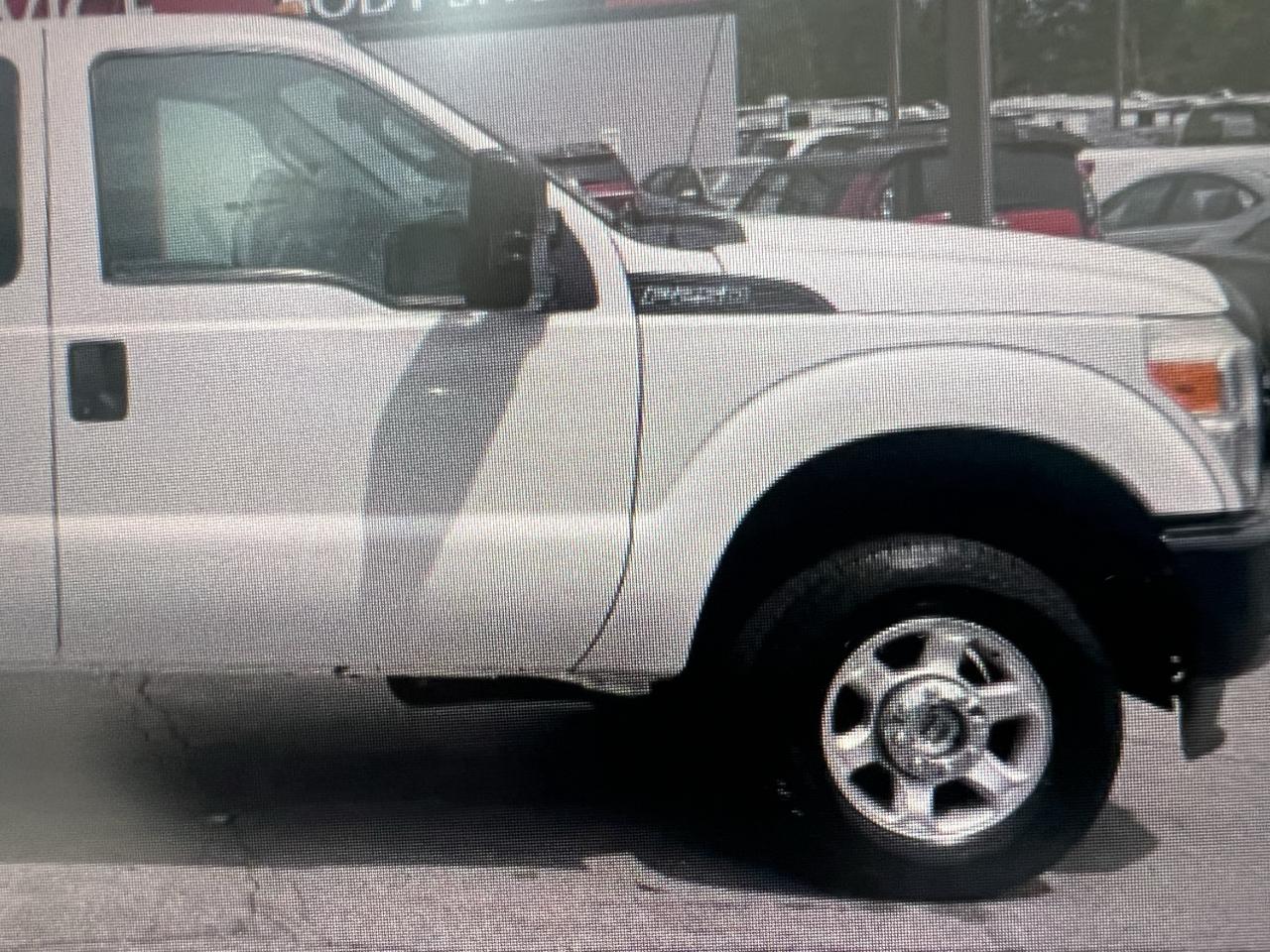 Ford F-250 HD HD Supercab 138.8" WB 4WD 2014
