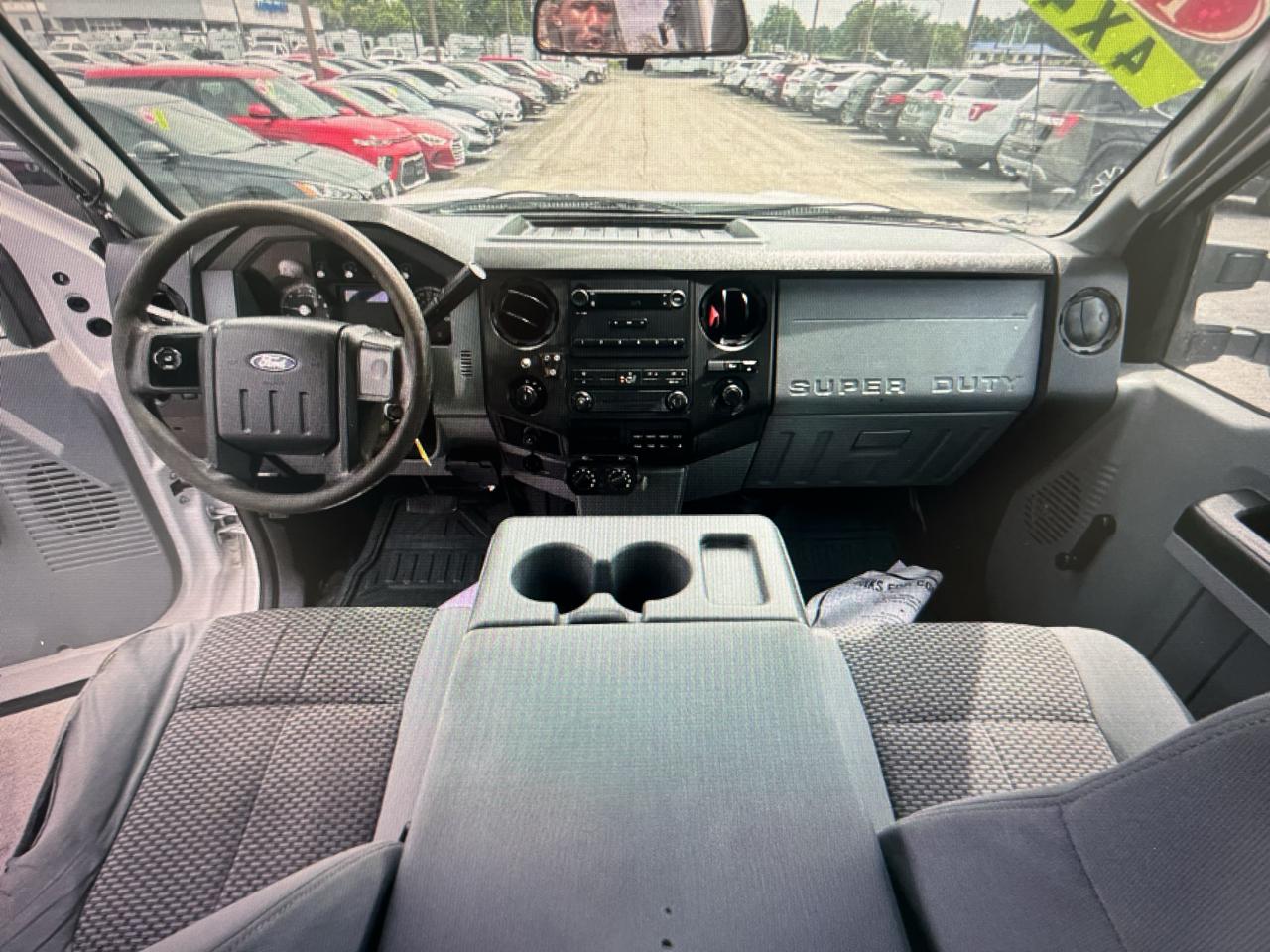 Ford F-250 HD HD Supercab 138.8" WB 4WD 2014