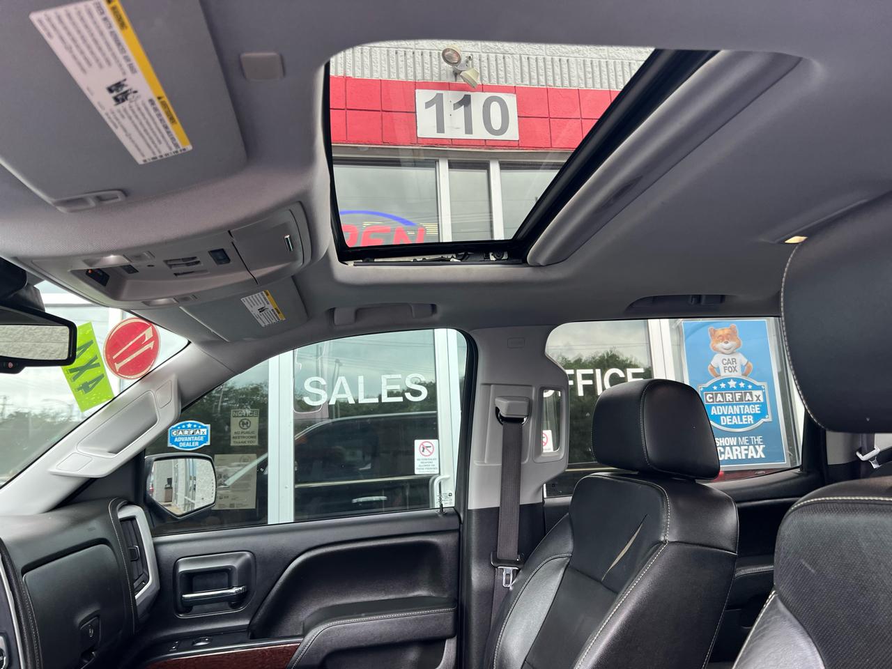 GMC Sierra 1500 4WD Crew Cab 143.5" SLT 2017