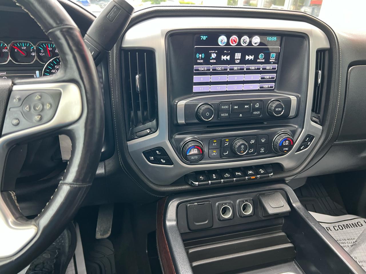 GMC Sierra 1500 4WD Crew Cab 143.5" SLT 2017