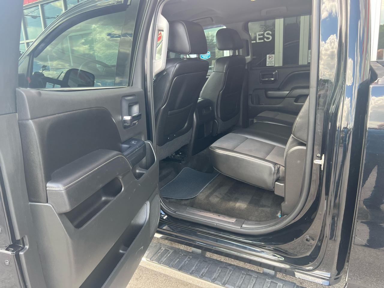 GMC Sierra 1500 4WD Crew Cab 143.5" SLE 2015