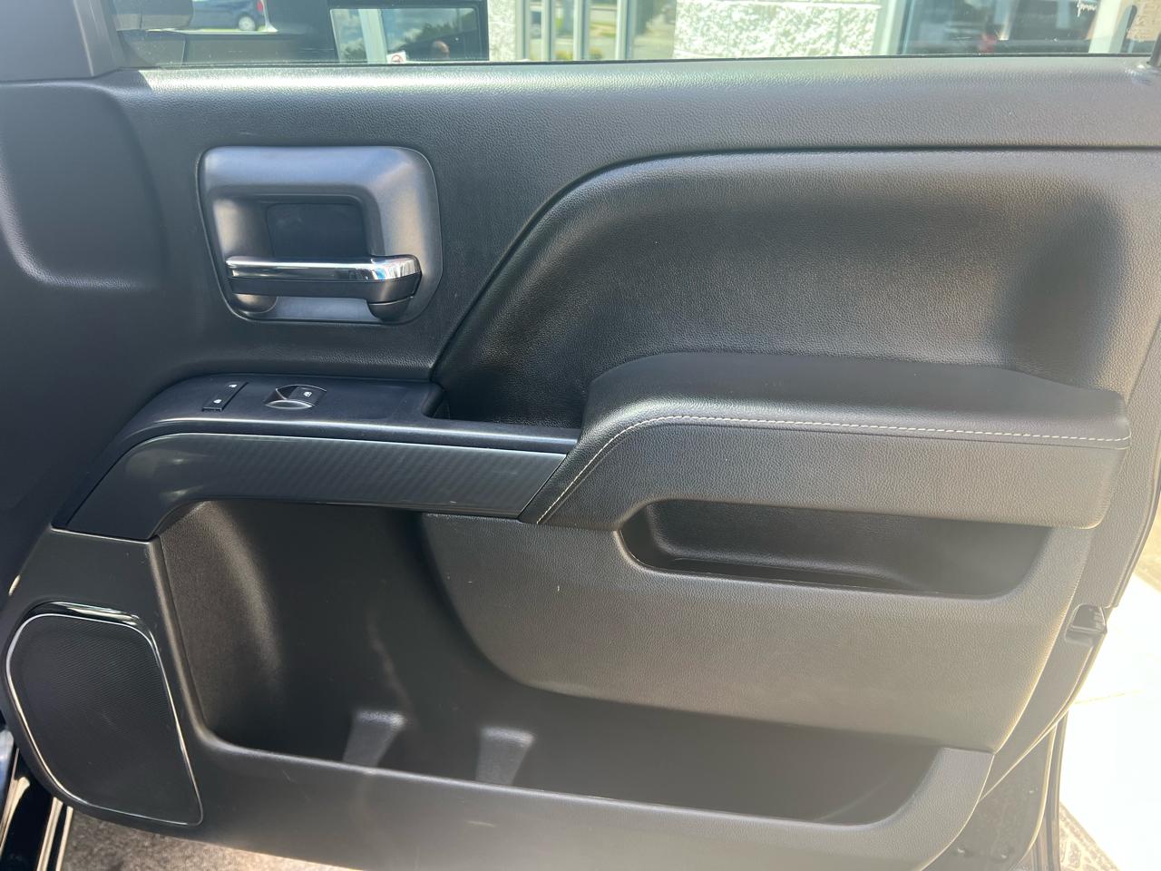 GMC Sierra 1500 4WD Crew Cab 143.5" SLE 2015