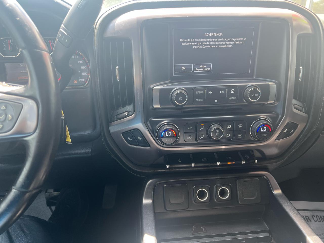GMC Sierra 1500 4WD Crew Cab 143.5" SLE 2015
