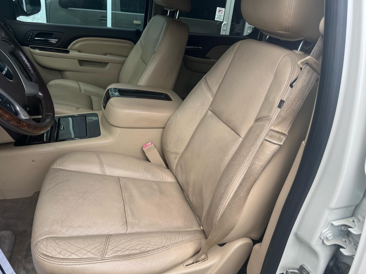 GMC Yukon XL AWD 4dr Denali 2014