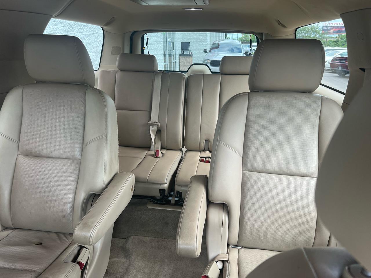 GMC Yukon XL AWD 4dr Denali 2014