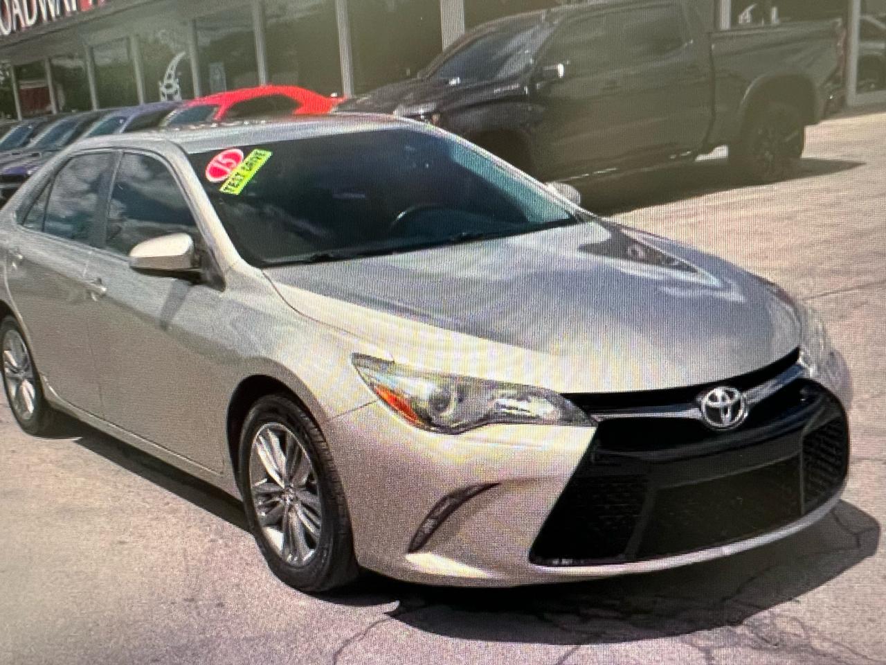 Toyota Camry 4dr Sdn LE Auto 2015