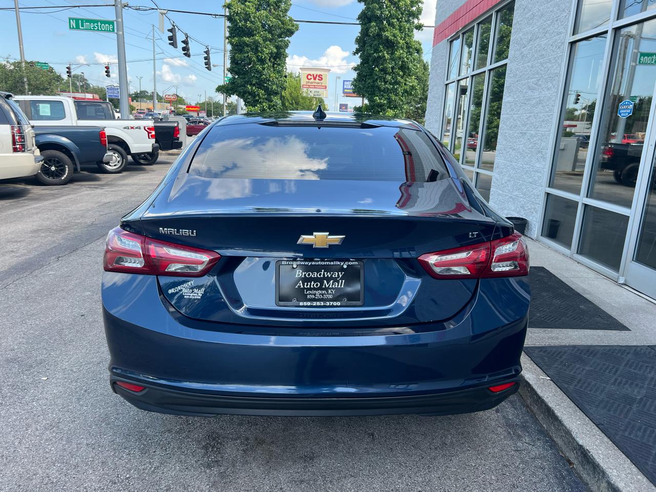Chevrolet Malibu 4dr Sdn LT 2021
