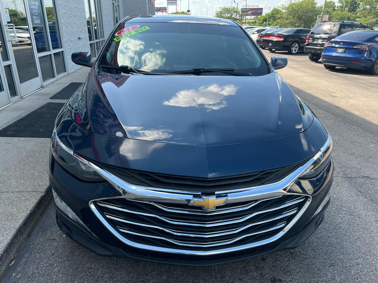 Chevrolet Malibu 4dr Sdn LT 2021