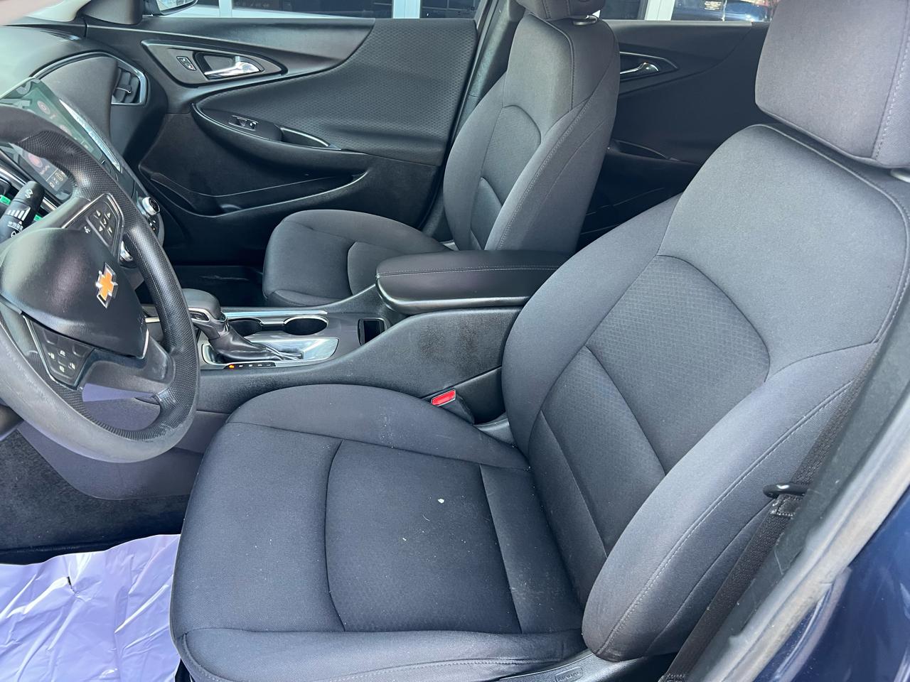 Chevrolet Malibu 4dr Sdn LT 2021