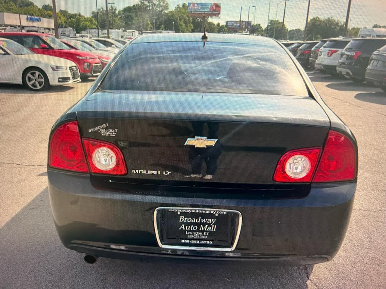 Chevrolet MALIBU 1LT Base 2011