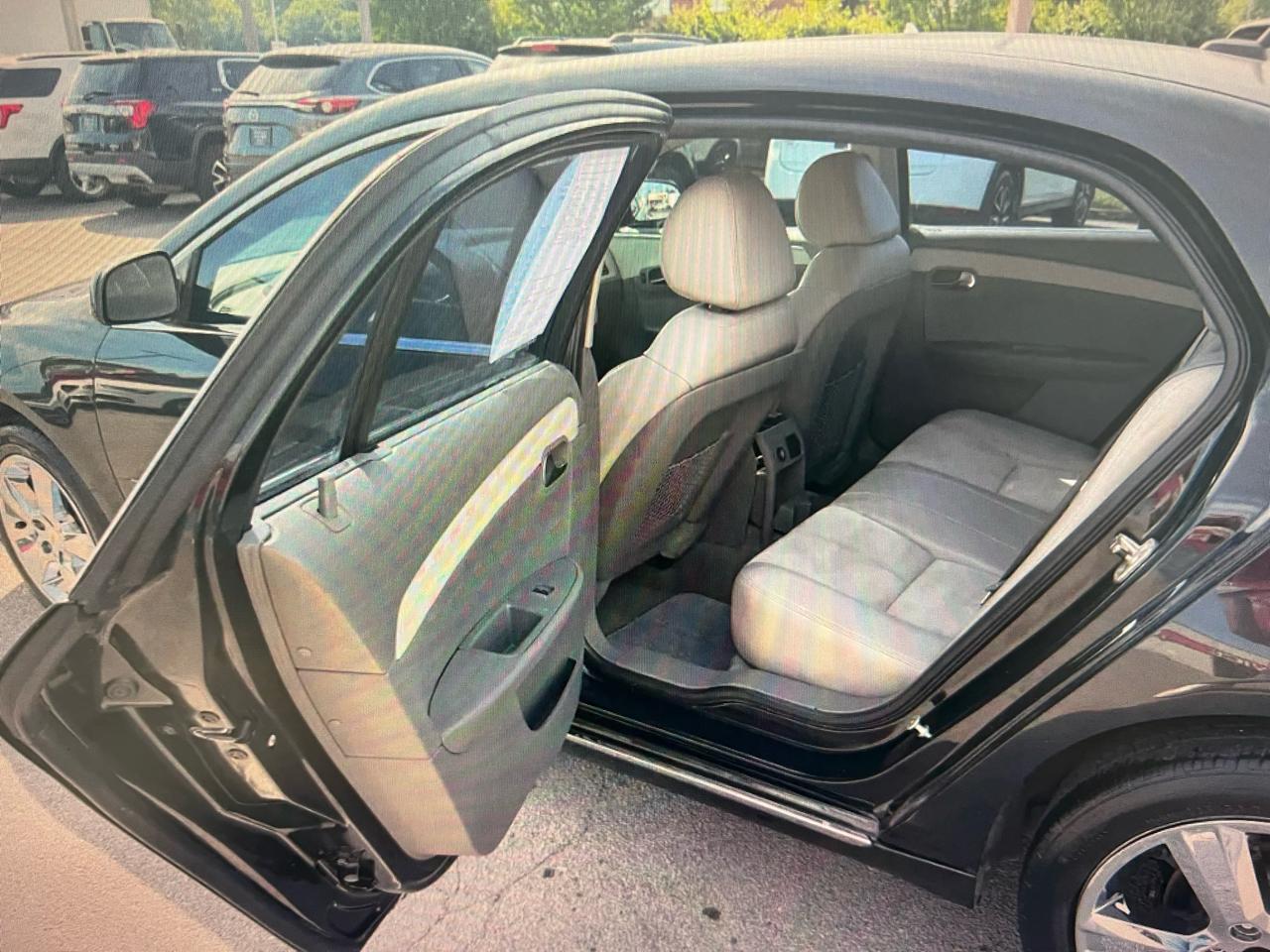 Chevrolet MALIBU 1LT Base 2011