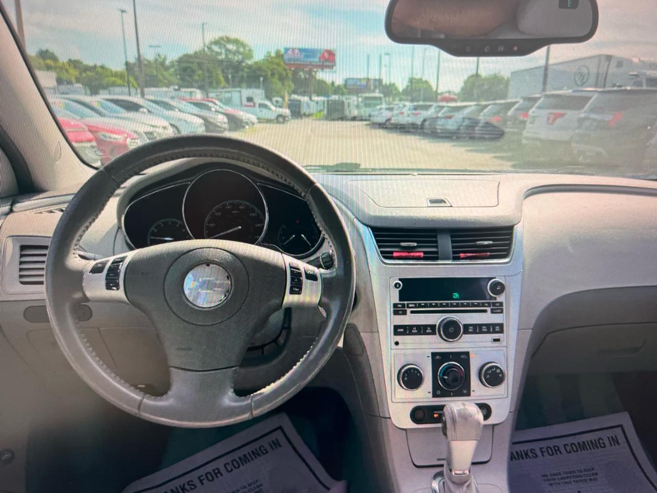 Chevrolet MALIBU 1LT Base 2011