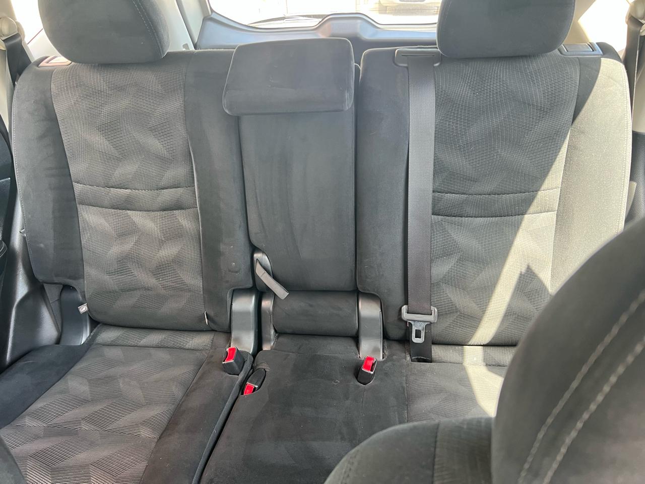 Nissan Rogue AWD 4dr SV 2016