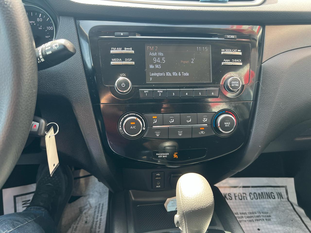 Nissan Rogue AWD 4dr SV 2016