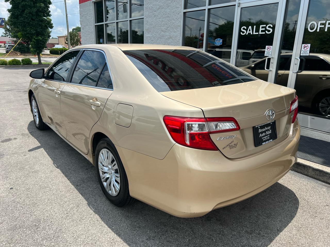 Toyota Camry 4dr Sdn I4 Auto SE Sport Limited Edition (Natl) 2012