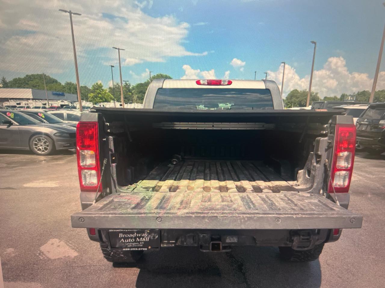 HUMMER H3T 4WD 4dr 2009
