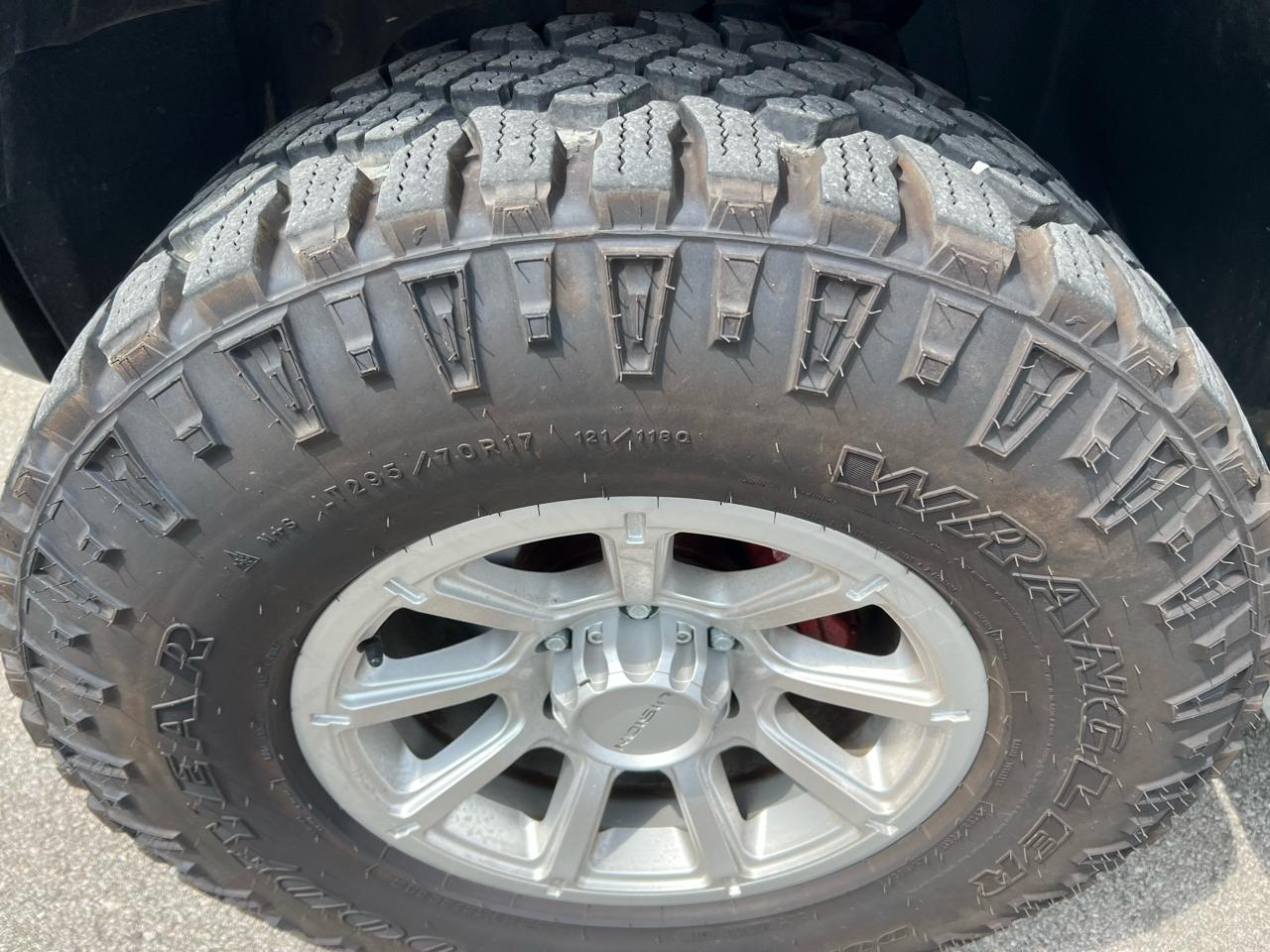 HUMMER H3T 4WD 4dr 2009