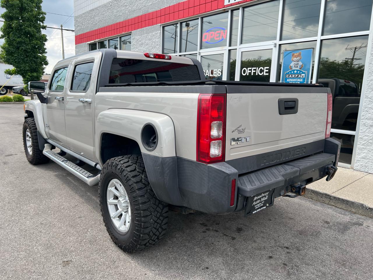 HUMMER H3T 4WD 4dr 2009