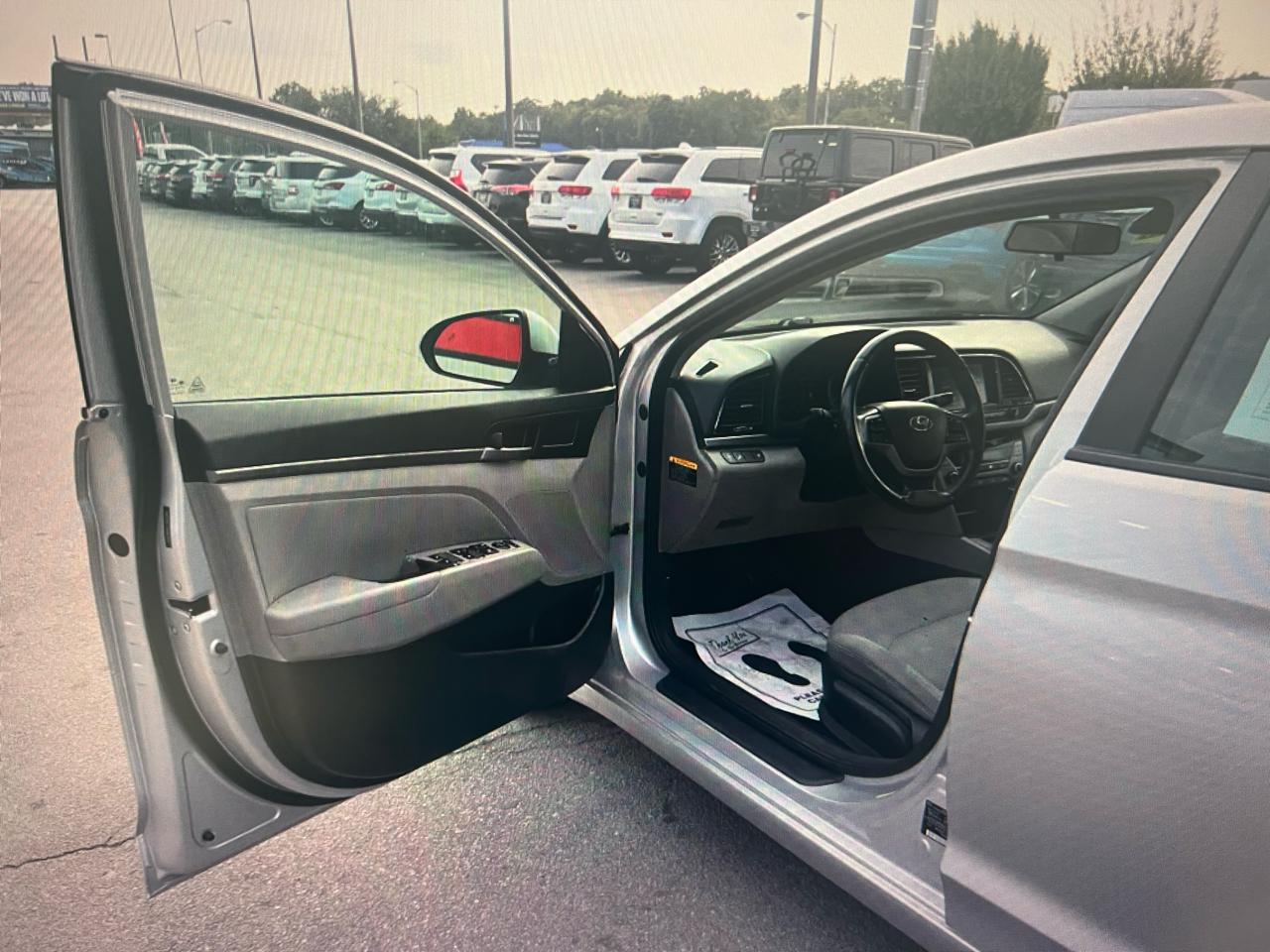 Hyundai Elantra 4dr Sdn Auto SE (Alabama Plant) 2017