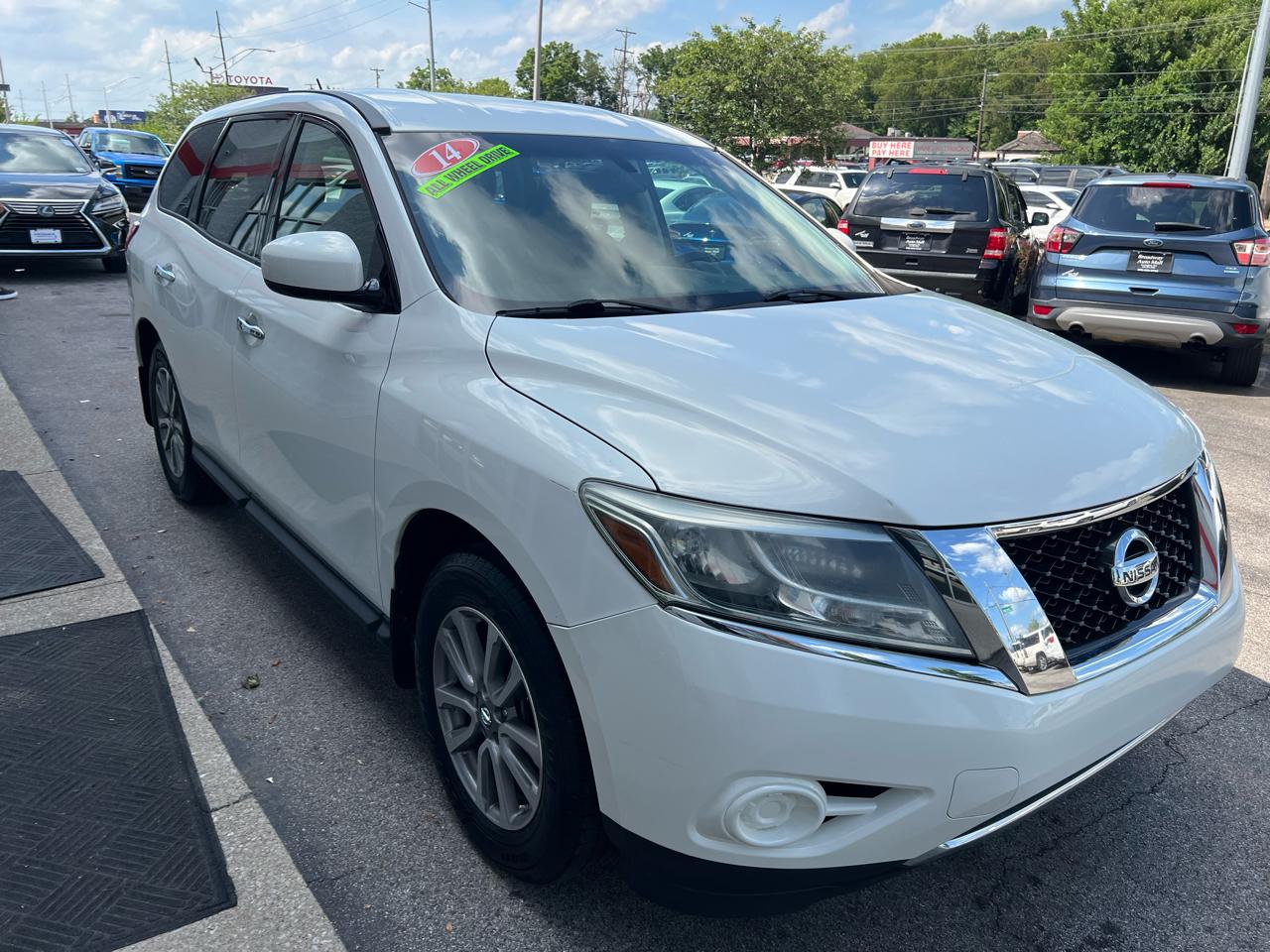 Nissan Pathfinder 4WD 4dr S 2014