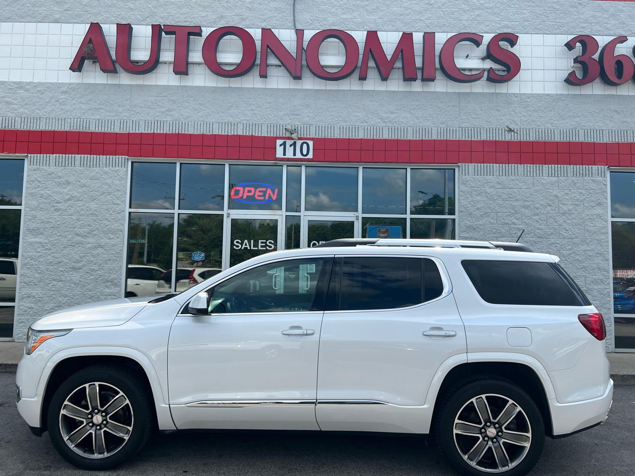 GMC Acadia FWD 4dr Denali 2018