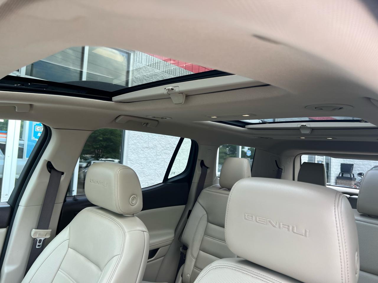 GMC Acadia FWD 4dr Denali 2018