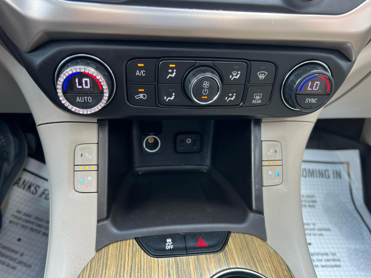 GMC Acadia FWD 4dr Denali 2018