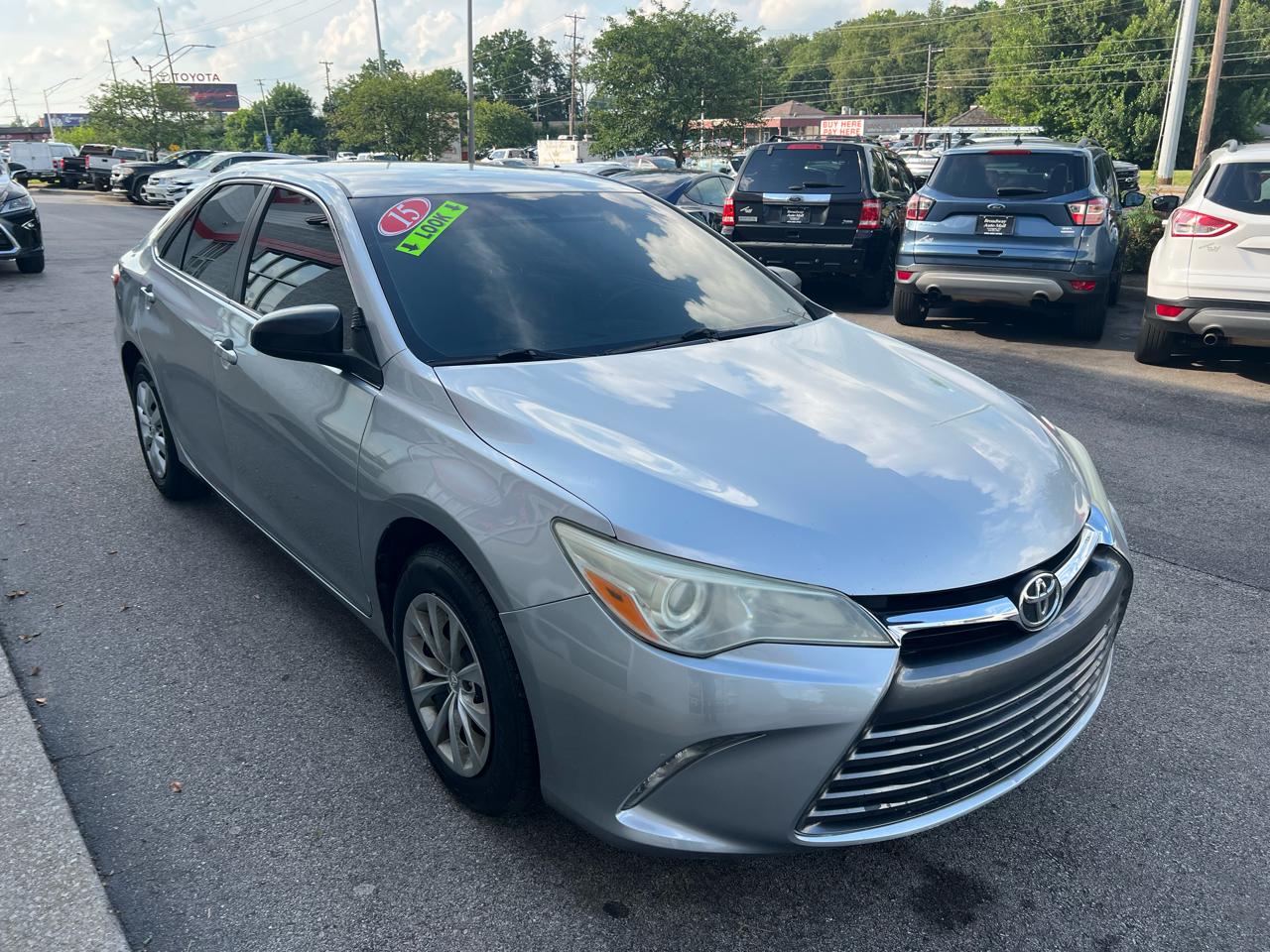 Toyota Camry 4dr Sdn I4 Auto XLE (Natl) 2015