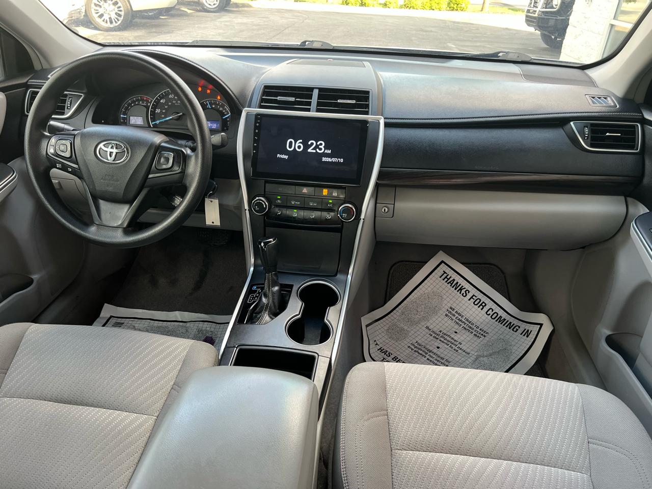 Toyota Camry 4dr Sdn I4 Auto XLE (Natl) 2015