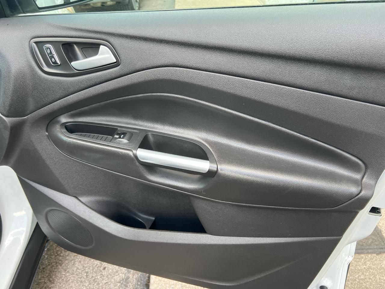 Ford Escape 4WD 4dr SE 2015