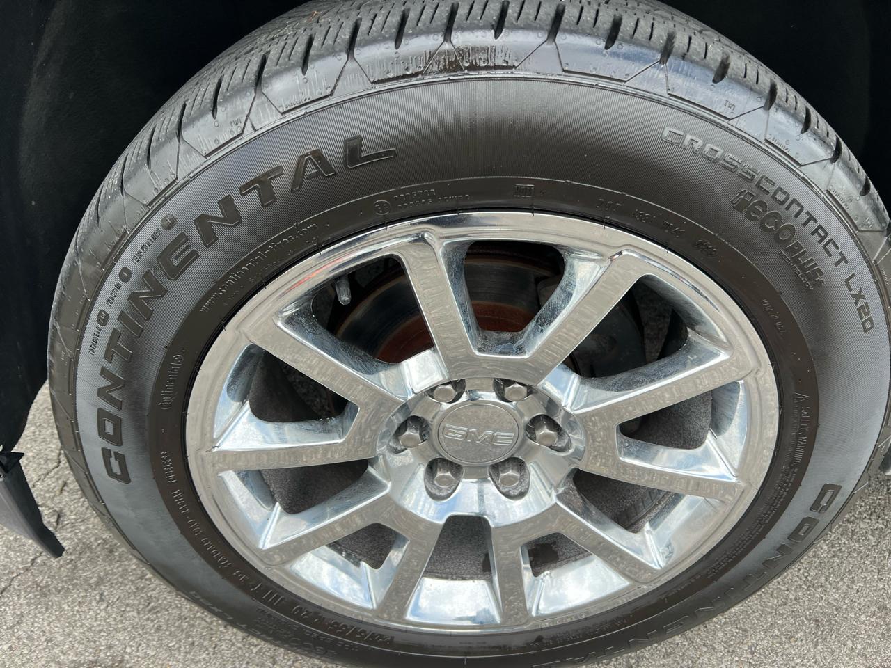GMC Yukon 4WD 4dr Denali 2015