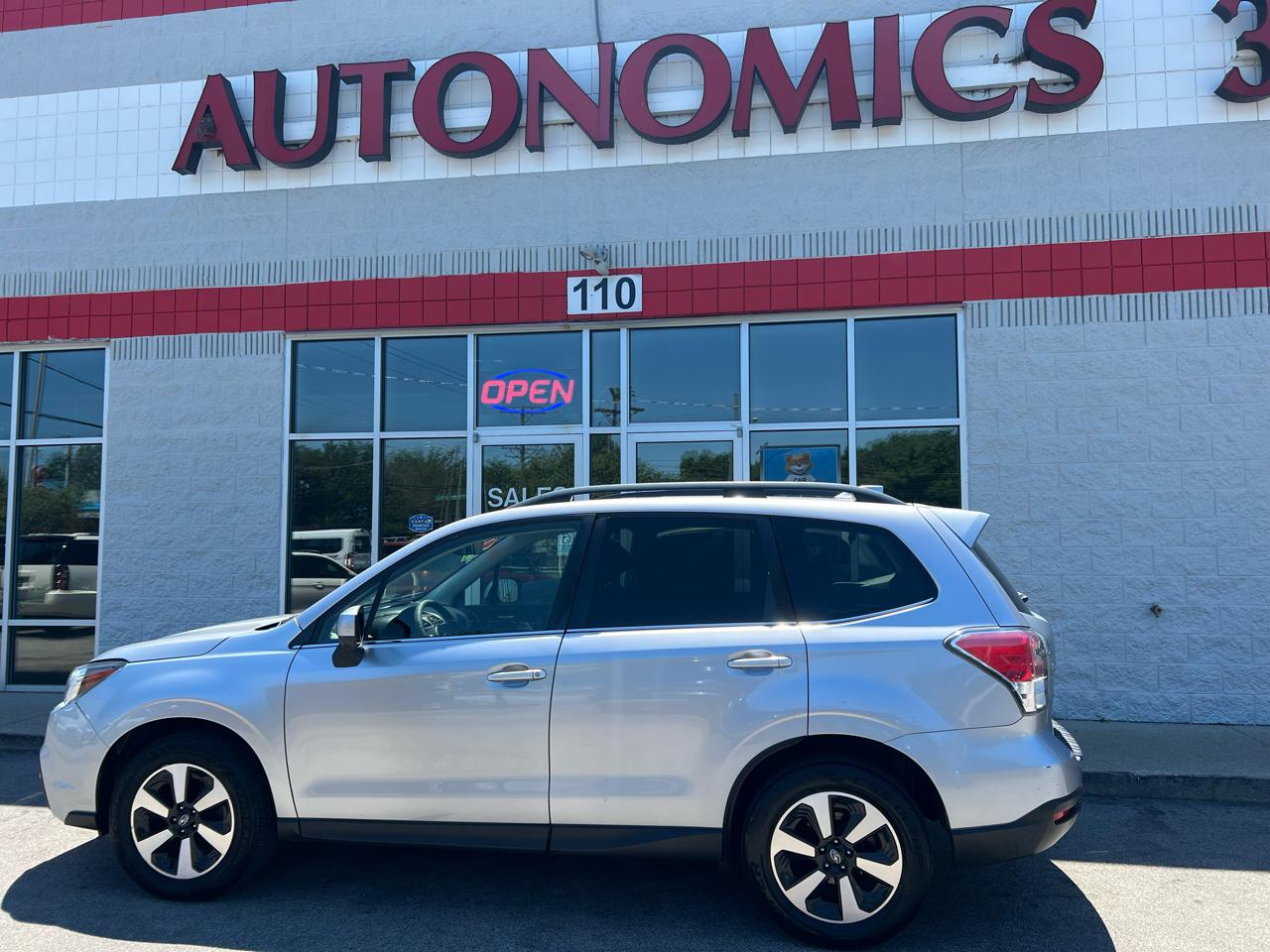 Subaru Forester 2.5i Limited CVT 2017