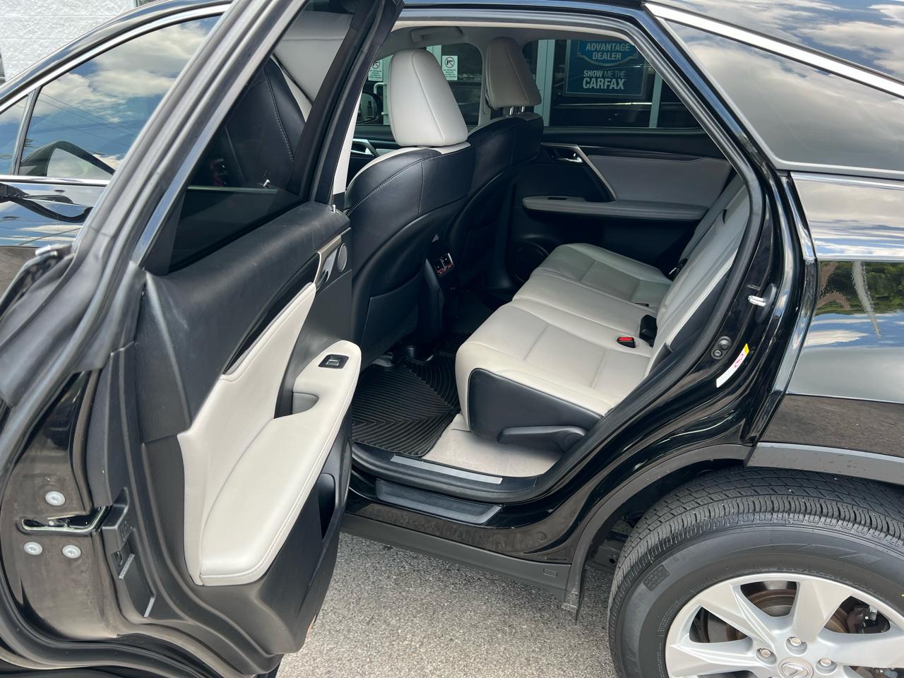 Lexus RX RX 350 FWD 2017