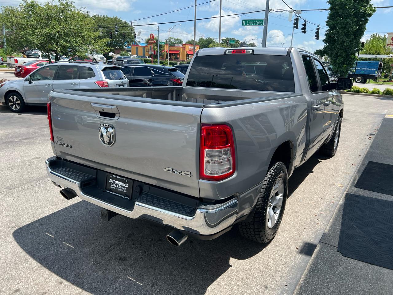RAM 1500 Big Horn 4x4 Quad Cab 6'4" Box 2021
