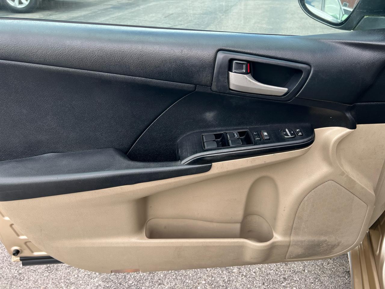 Toyota Camry 4dr Sdn I4 Auto SE Sport Limited Edition (Natl) 2012