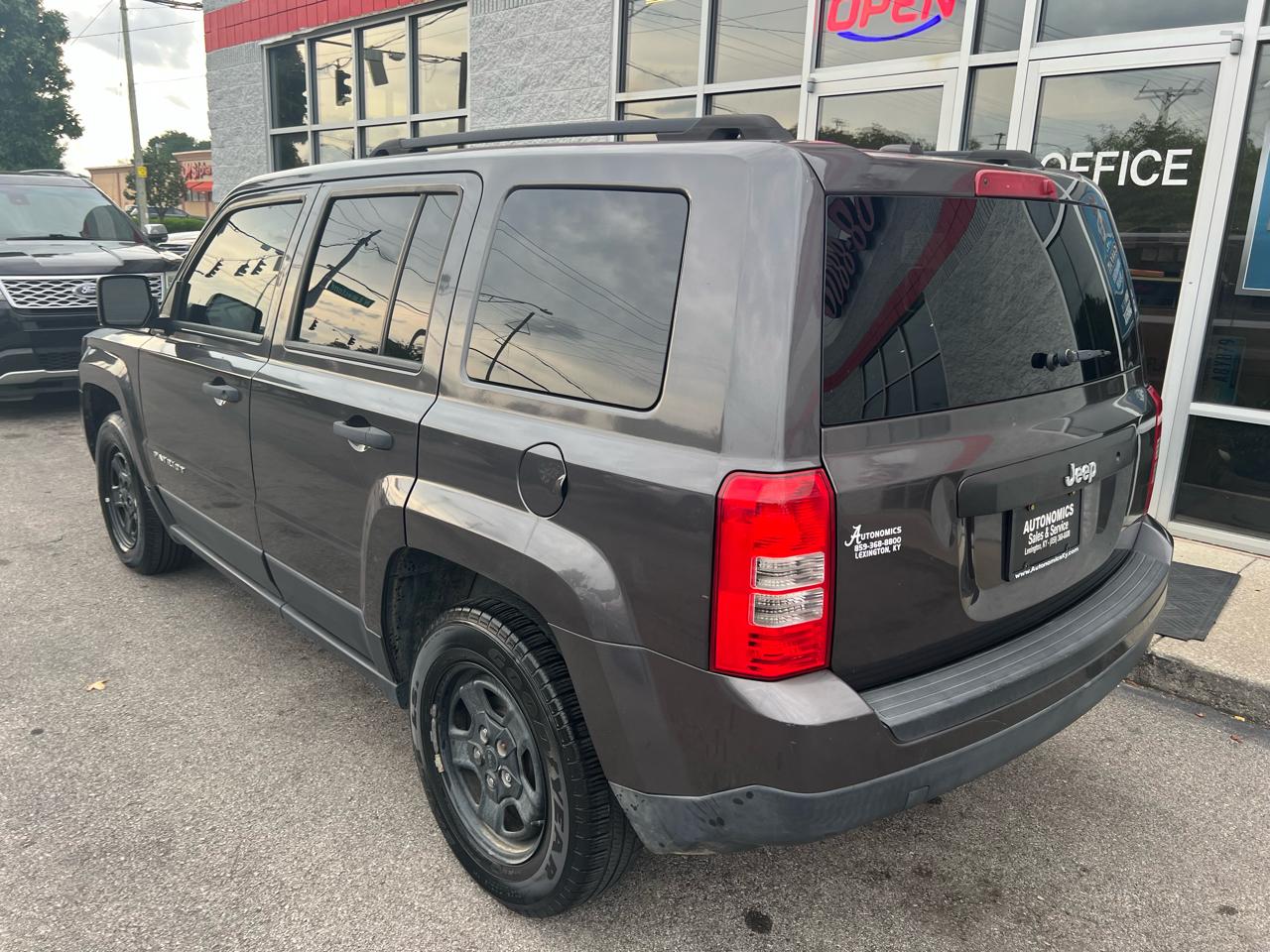 Jeep Patriot FWD 4dr Sport 2016