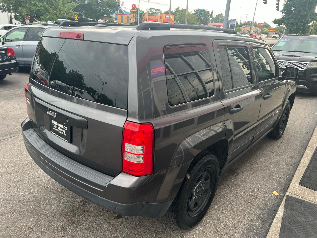 Jeep Patriot FWD 4dr Sport 2016