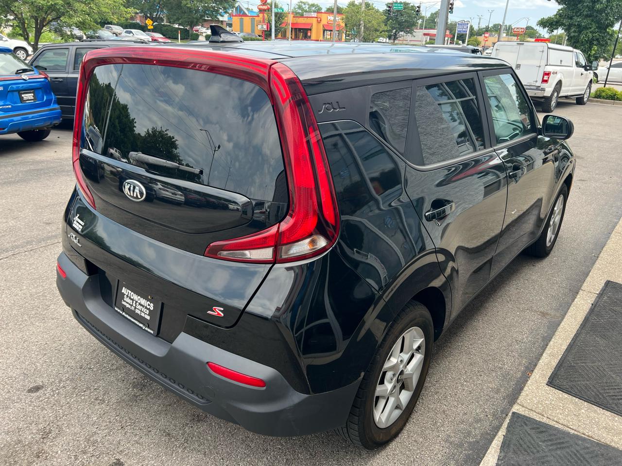 Kia Soul S IVT 2021