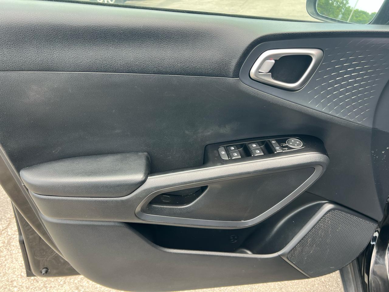 Kia Soul S IVT 2021