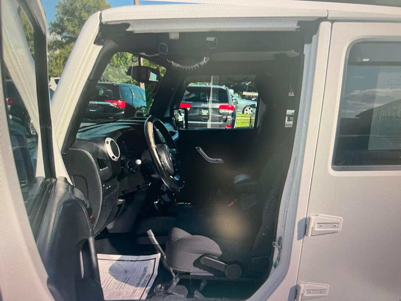 Jeep Wrangler Unlimited 4WD 4dr Rubicon 2014