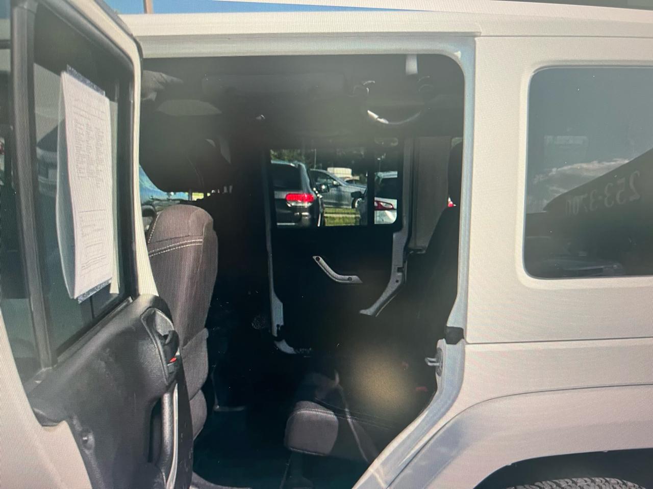 Jeep Wrangler Unlimited 4WD 4dr Rubicon 2014