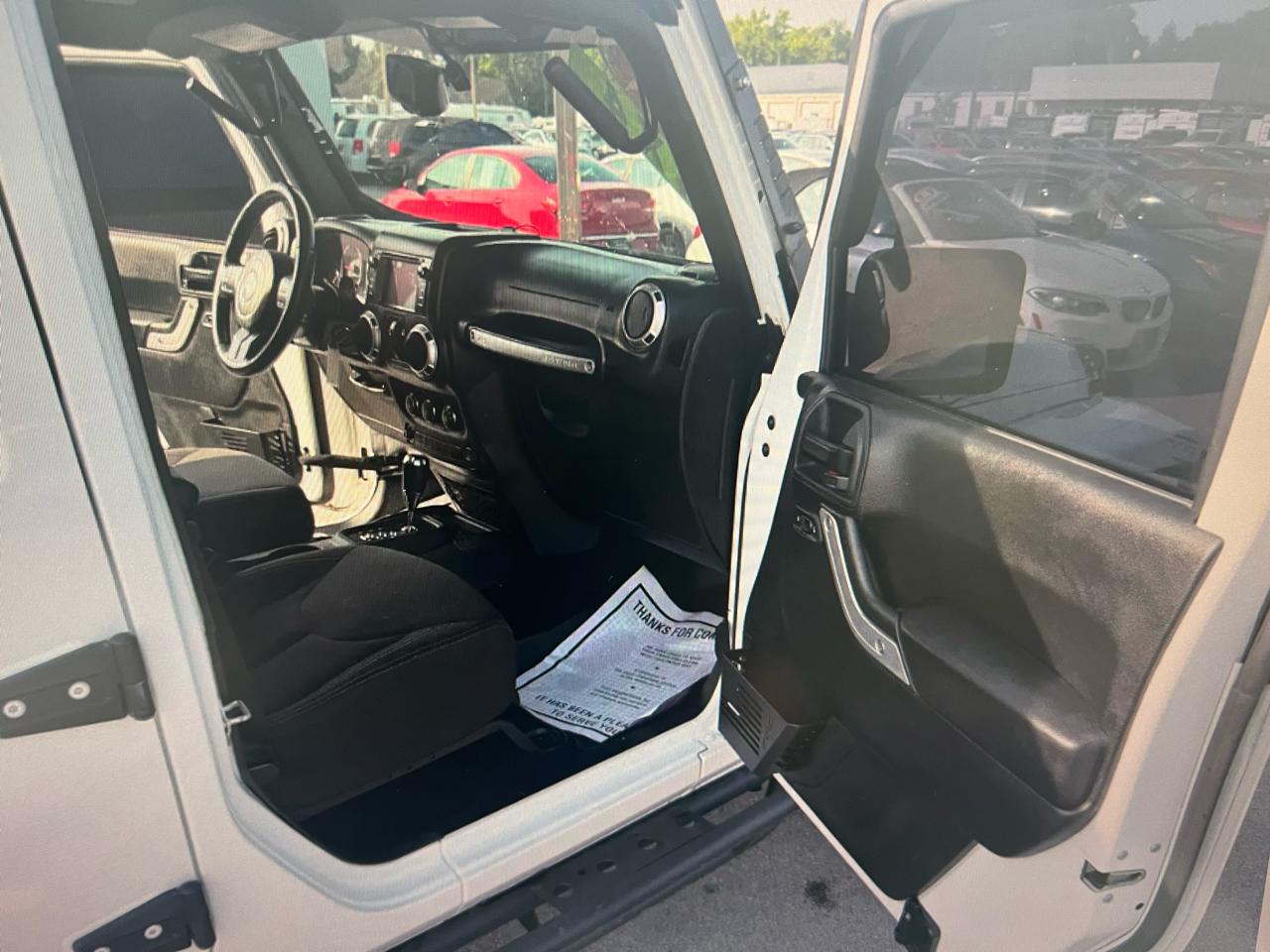 Jeep Wrangler Unlimited 4WD 4dr Sahara 2018