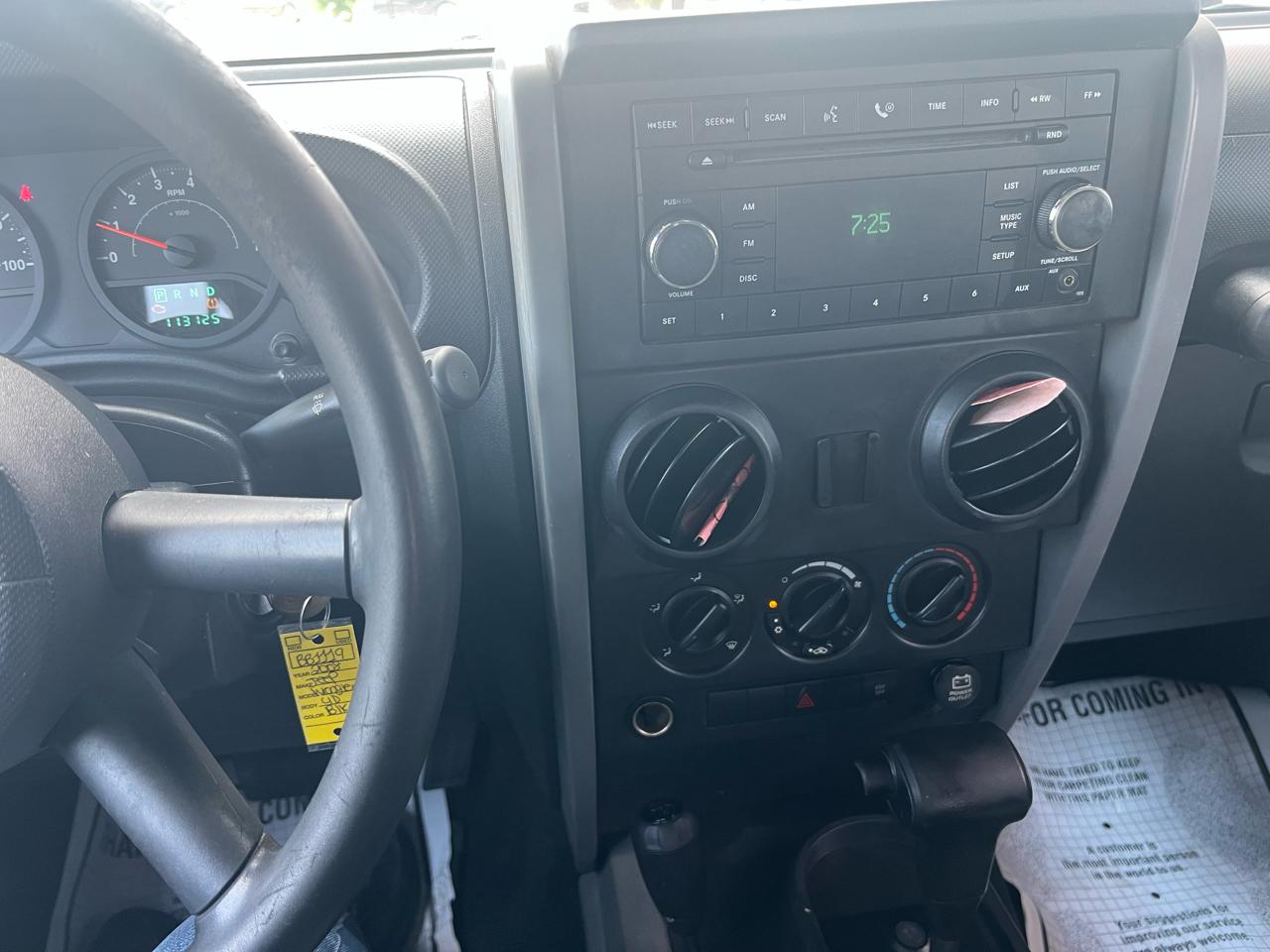 Jeep Wrangler 4WD 4dr Unlimited X 2008
