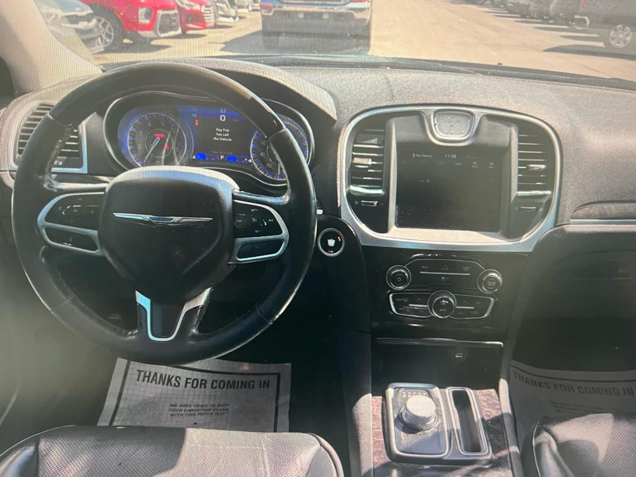 Chrysler 300 4dr Sdn 300 Limited RWD 2019
