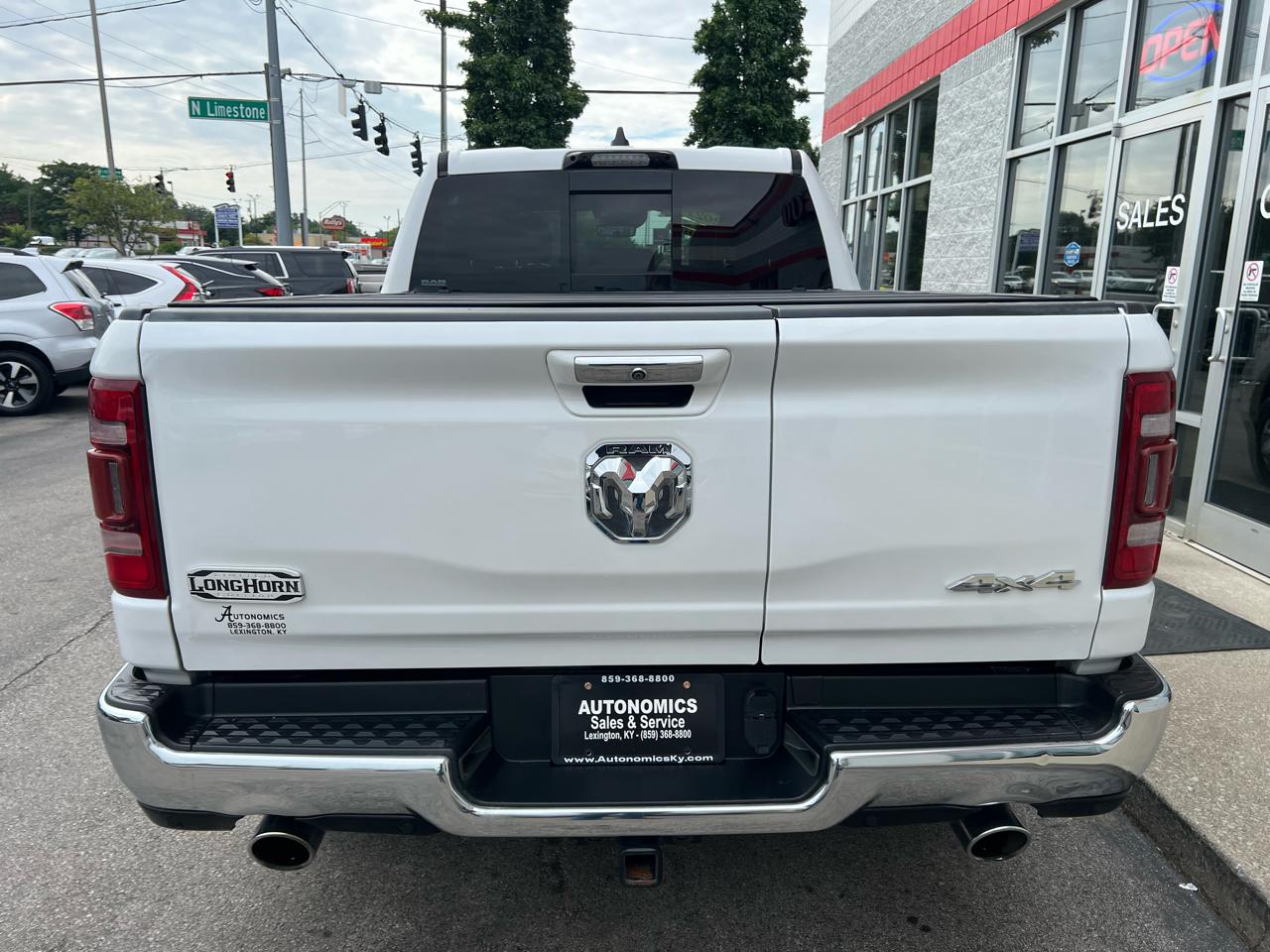 RAM 1500 4WD Crew Cab 140.5" Laramie Longhorn Edition 2021