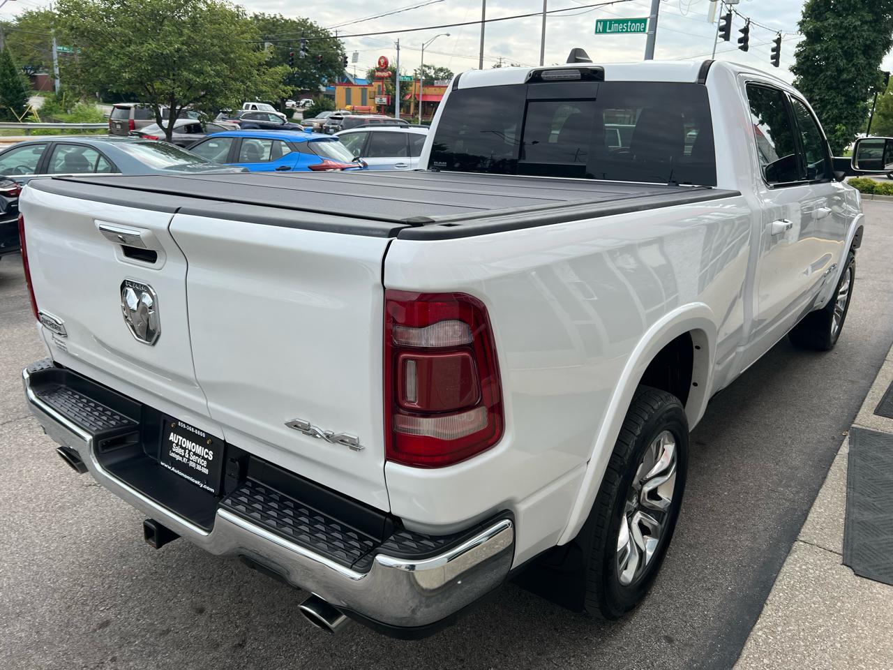 RAM 1500 4WD Crew Cab 140.5" Laramie Longhorn Edition 2021